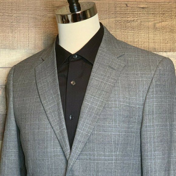 Jos A Bank Travelers Collection Men Tailored Fit